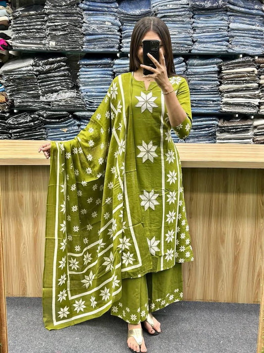 Green Pure Cotton Printed Suit with Floral Print Work